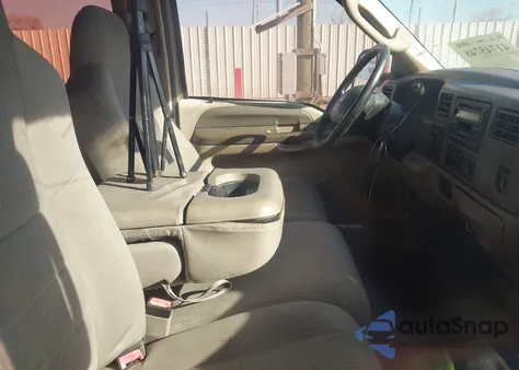 2004 Ford F-250 Lariat/Xl/Xlt z USA, uszkodzony, nr VIN 1FTNW21P74EA03546